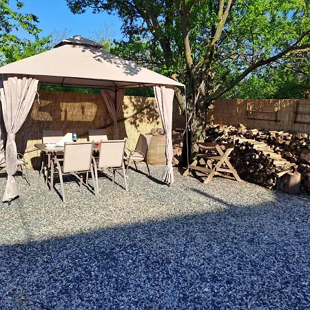 Casa Tony Jurilovca